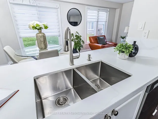 Additional image 11 of 399 Vodden St Unit 70