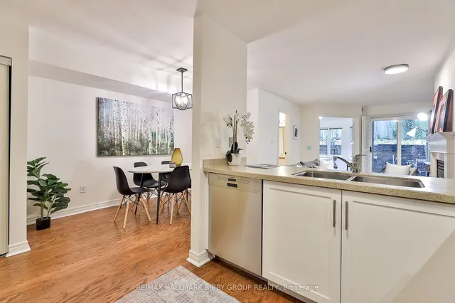 Additional image 15 of 232 St George St Unit 8