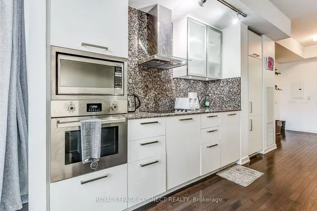 Additional image 15 of 14 York St Unit 2804