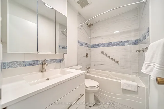 Additional image 32 of 155 Woodbine Ave Unit 5