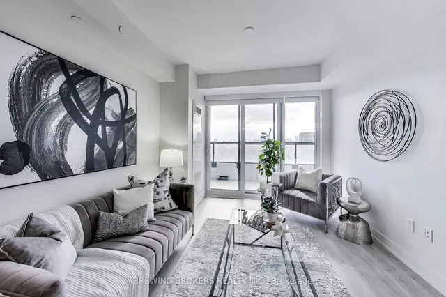 Additional image 10 of 20 Inn On The Park Dr Unit 933