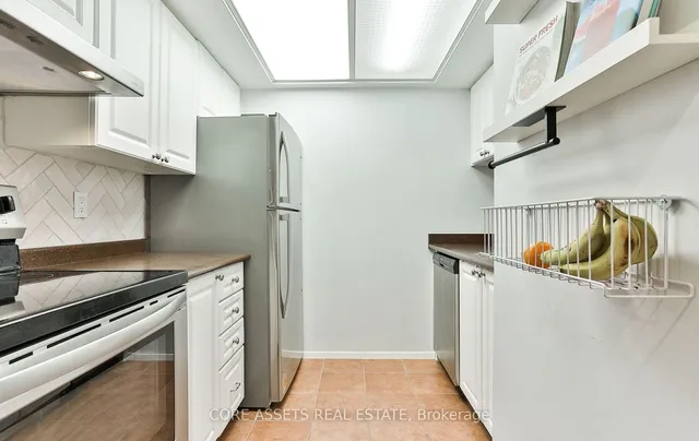 Additional image 7 of 705 King St Unit 1906