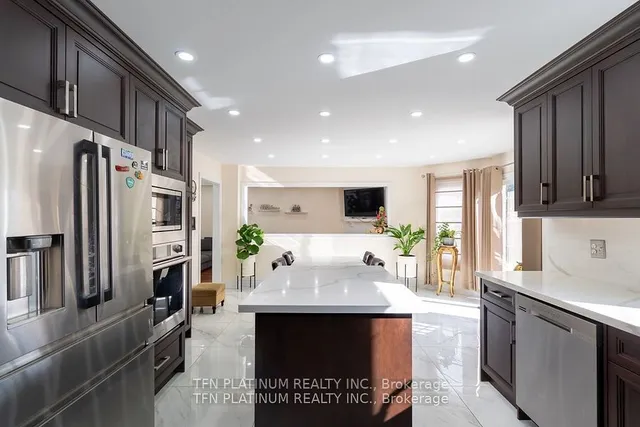 Additional image 8 of 8 Tremont Crt