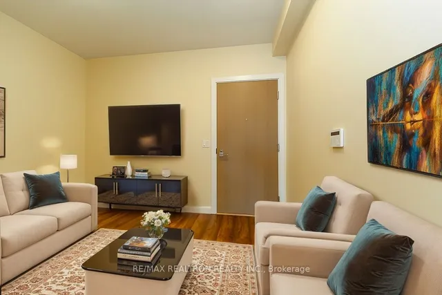 Additional image 8 of 225 Village Green Sq Unit 2710