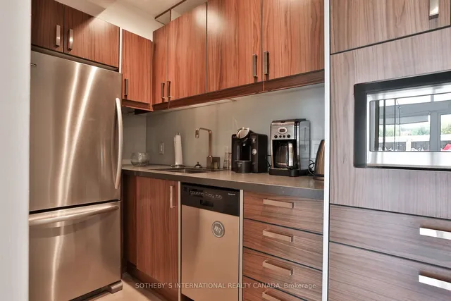 Additional image 17 of 483 Dupont St Unit 103