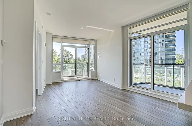 Additional image 7 of 36 Park Lawn Rd Unit 305