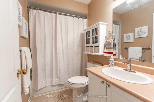 Additional image 22 of 25 Amboise Cres