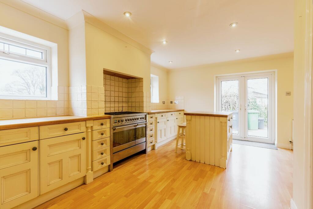 Additional image 2 of Todmorden Road, Burnley, Lancashire, BB11