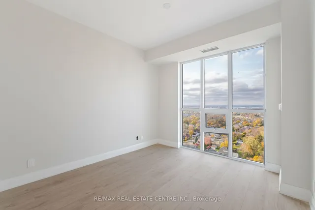 Additional image 16 of 15 Lynch St Unit 2101