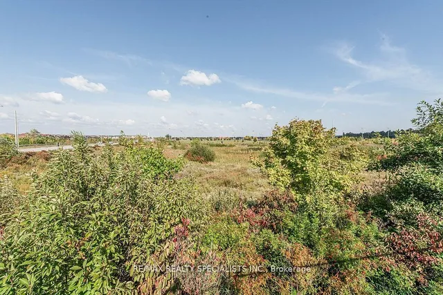 Additional image 40 of 195 Veterans Dr Unit 15