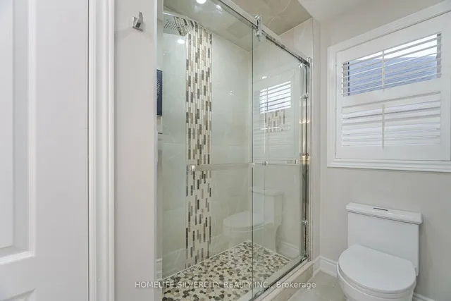 Additional image 28 of 35 Niceview Dr