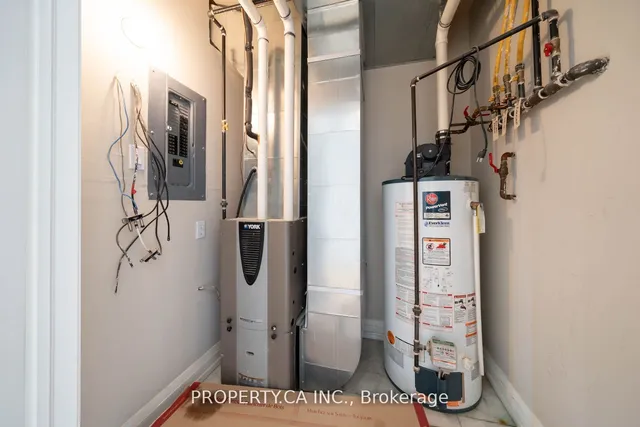 Additional image 4 of 473 Dupont St Unit 3