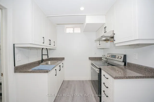 Additional image 27 of 50 Begonia Cres