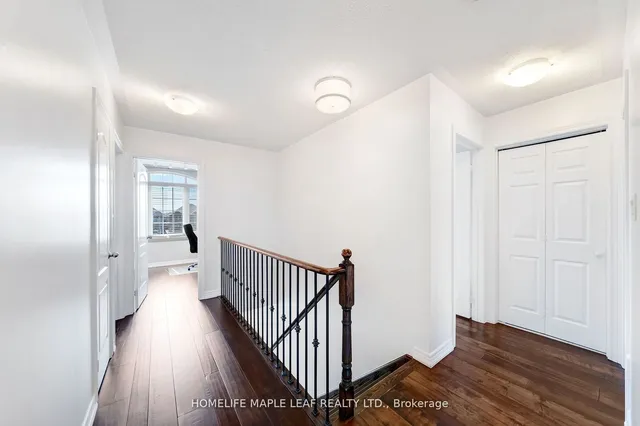 Additional image 16 of 39 Snapdragon Sq