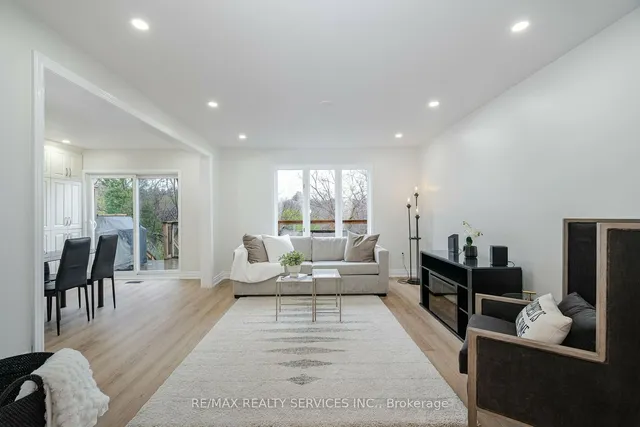 Additional image 8 of 35 Forestgrove Circ