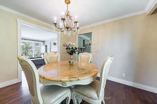 Additional image 7 of 127 Weir Cres