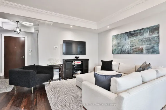 Additional image 8 of 68 Yorkville Ave Unit 308