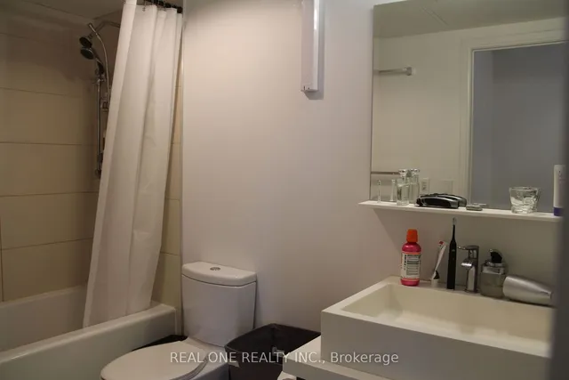 Additional image 16 of 1080 Bay St Unit 1811