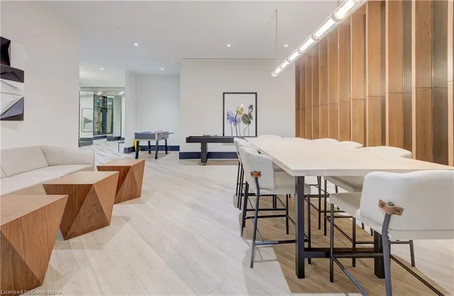 Additional image 27 of 10 Ed Clark Gdns Unit 14