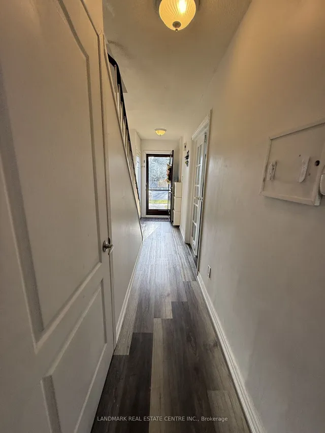 Additional image 9 of 19 Guildford Cres