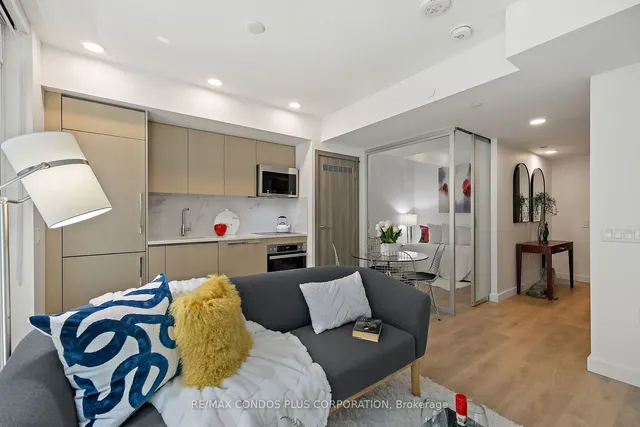 Additional image 13 of 38 Widmer St Unit 810