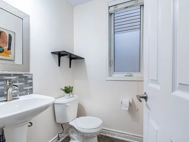 Additional image 18 of 47 Donomore Dr