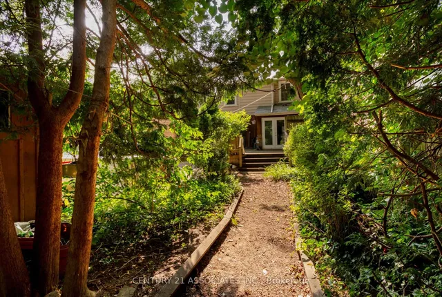 Additional image 28 of 78 Castlefield Ave