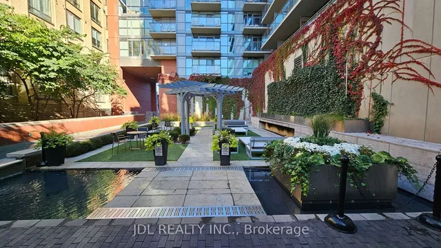 Additional image 15 of 775 King St Unit 521