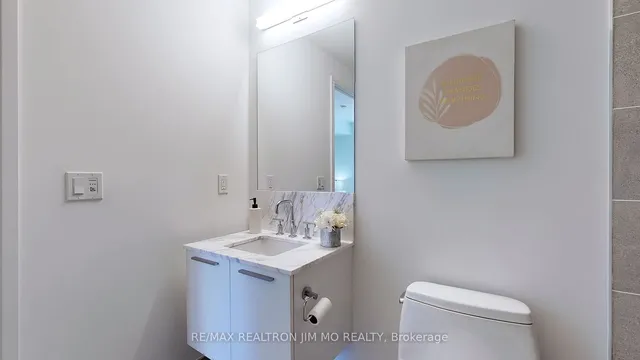 Additional image 26 of 3 Gloucester St Unit 509