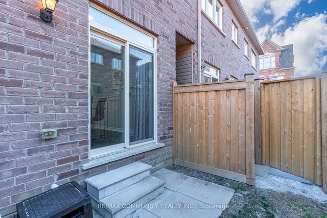 Additional image 38 of 31 Padbury Tr