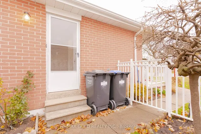 Additional image 37 of 34 Dearbourne Blvd