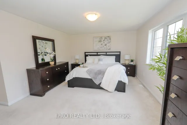 Additional image 17 of 74 Aylesbury Dr