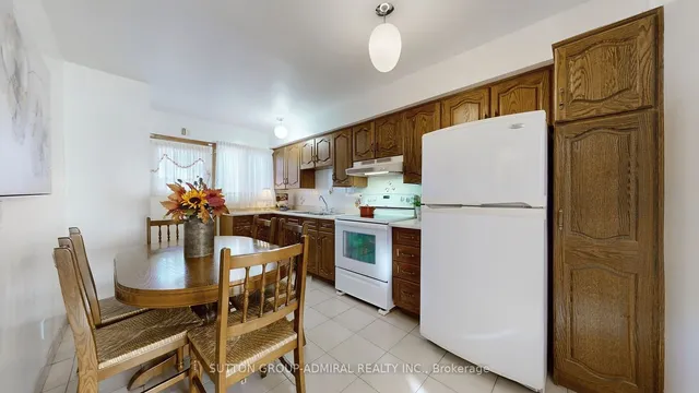 Additional image 7 of 48 Dubray Ave