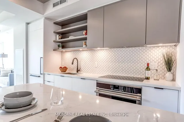 Additional image 36 of 57 Brock Ave Unit 306