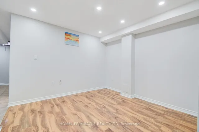 Additional image 34 of 46 Clementine Dr