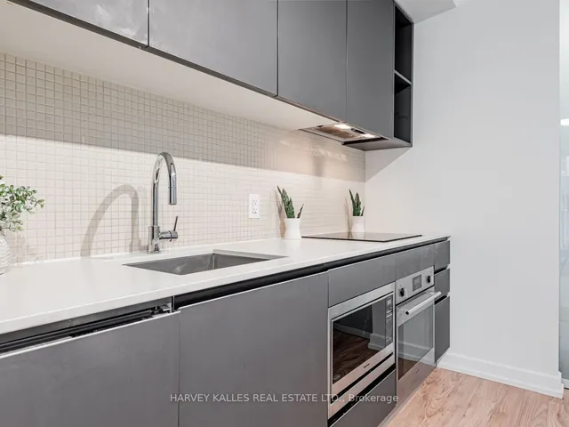 Additional image 10 of 377 Madison Ave Unit 314