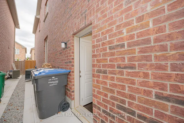 Additional image 32 of 15 Manzanita Cres