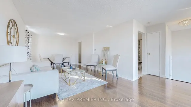 Additional image 6 of 105 Fairglen Ave