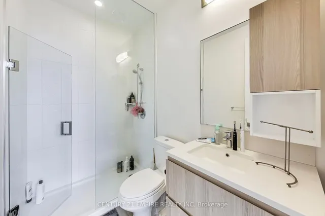 Additional image 26 of 36 Park Lawn Rd Unit 203