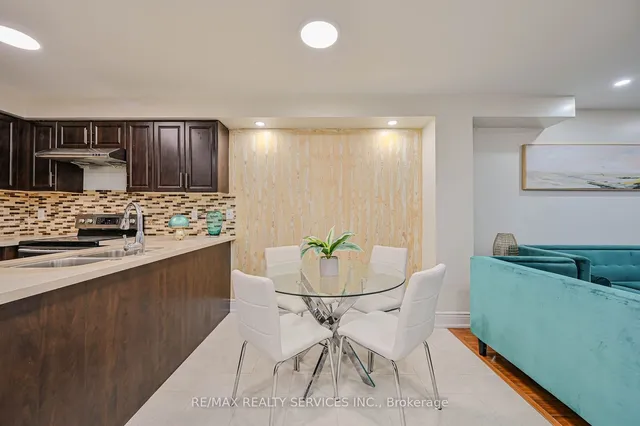 Additional image 16 of 80 Winners Circ