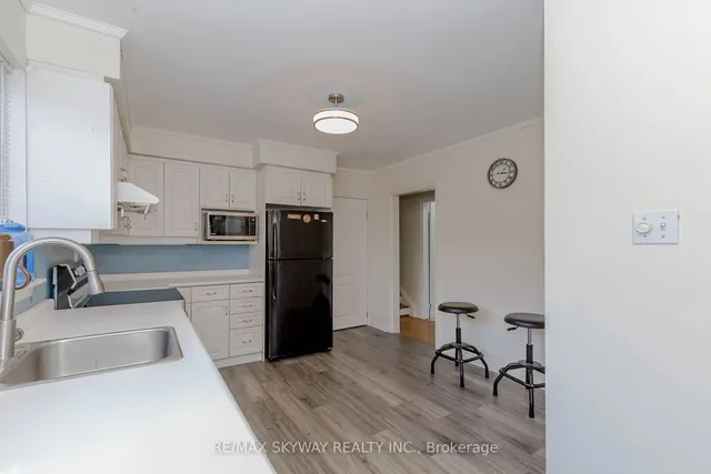 Additional image 7 of 115 Aloma Cres