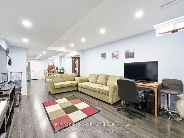 Additional image 16 of 104 Masters Green Cres