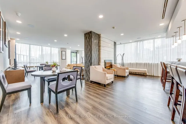 Additional image 19 of 825 Church St Unit 921