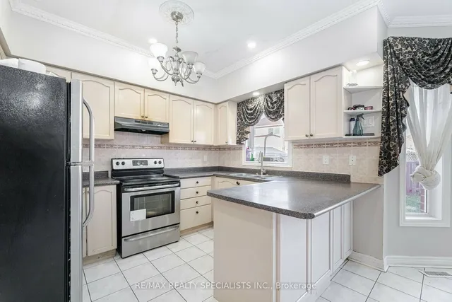 Additional image 11 of 9 Whitewash Way