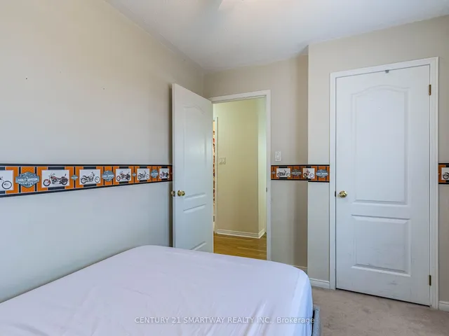 Additional image 28 of 32 Creekwood Dr