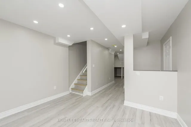 Additional image 19 of 33 Cedarvalley Blvd