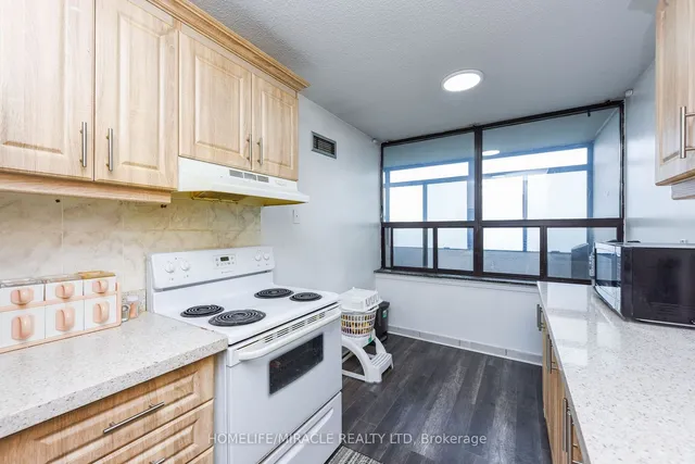 Additional image 26 of 18 Knightbridge Rd Unit 2005