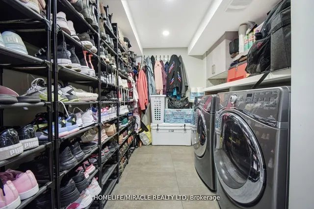 Additional image 39 of 33 Orangeblossom Tr