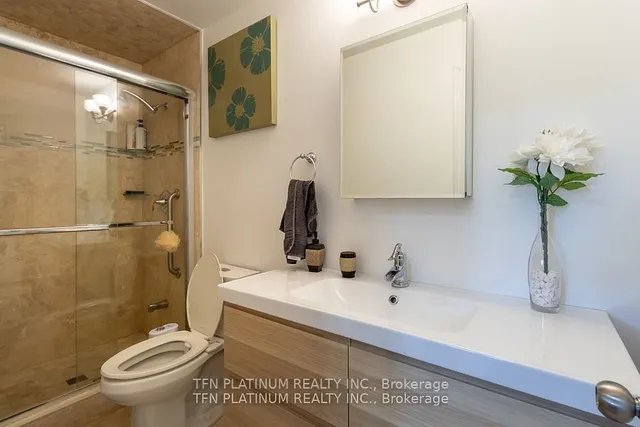 Additional image 24 of 8 Tremont Crt