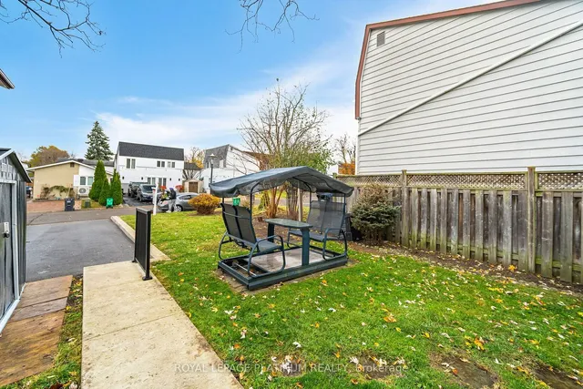 Additional image 32 of 3 Hollyhedge Crt